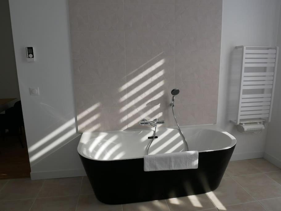 Clos De La Providence, Gite, Piscine Et Spa 3 Chambres Nolay  Eksteriør billede